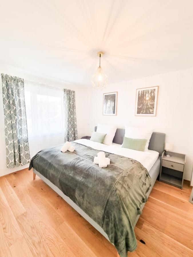 באד אייבלינג Orangehome: Waldlichtung - Zentral Zwischen Therme Und Stadtmitte מראה חיצוני תמונה